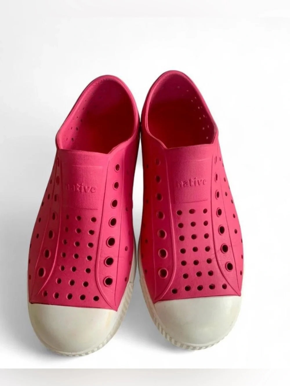 Native Jefferson pink play date sneakers girl size j2